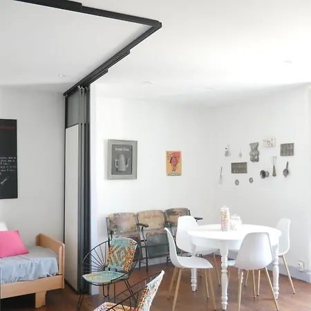 Surprenantes - La Biscuiterie Apartment Exterior photo